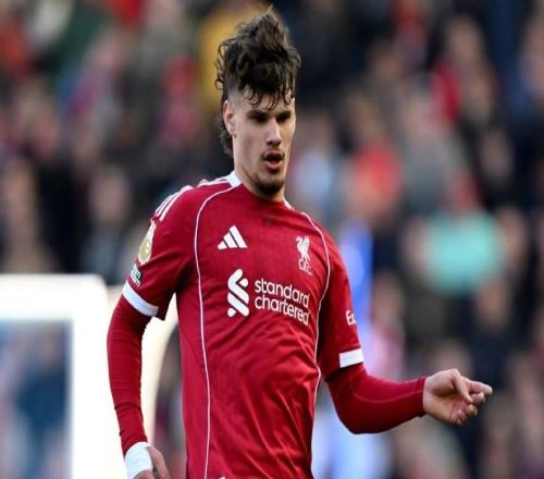 足壇一夜動(dòng)態(tài)：拜仁造40慘案，藍(lán)軍03吞四連敗，斯洛特輸球甩鍋