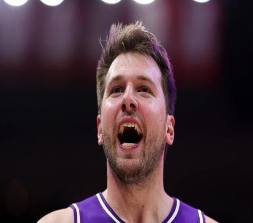 東契奇和比塔澤互噴吃T下場將被停賽！湖人已申訴