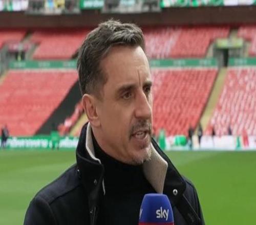 內(nèi)維爾：凱帕的糟糕處理導(dǎo)致了丟球，這是一次超級(jí)巨大的失誤