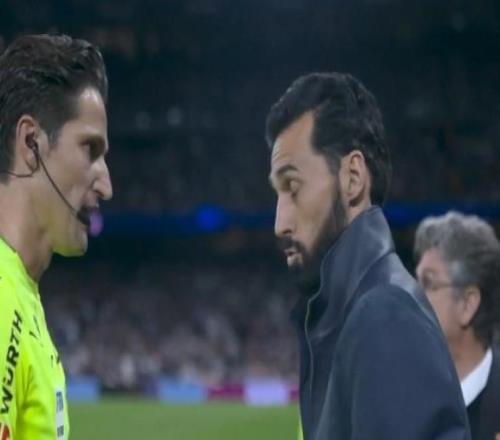 阿韋洛亞不滿裁判罰下巴爾韋德：你踢過足球，等著看回放吧