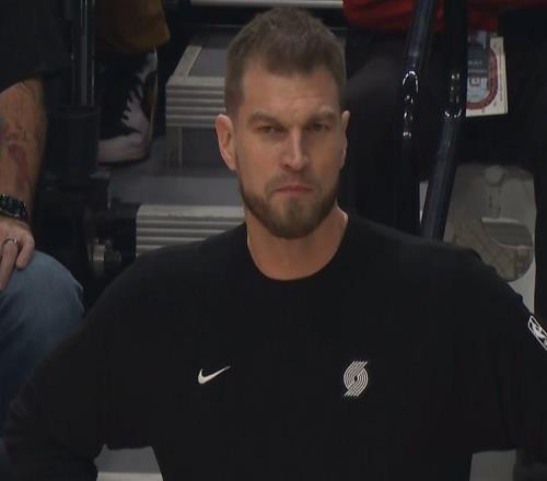 開拓者13499勝籃網(wǎng)！楊瀚森100%命中率，4+3，卡馬拉35分創(chuàng)新高