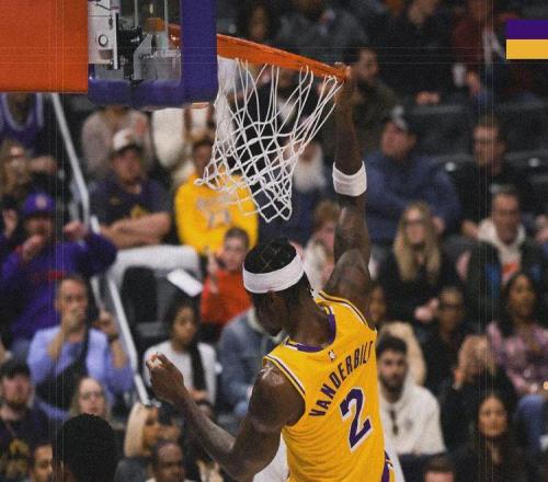 30+4+8！终结湖人9连胜！詹金斯打成詹