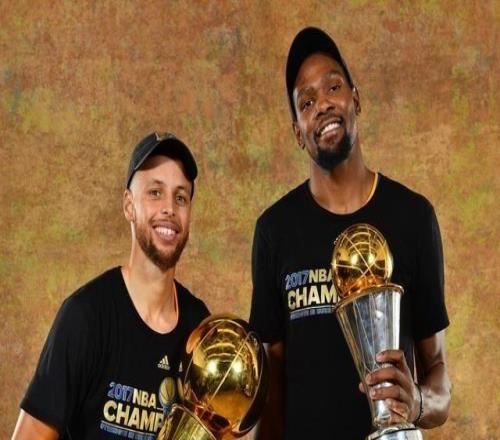 巅峰KD和小卡谁更强一个在勇士体系