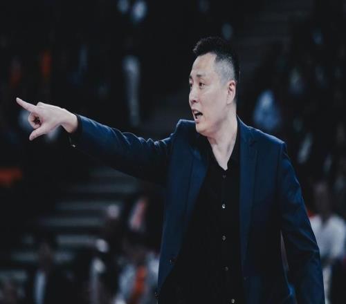 十连胜！上海男篮“复刻”95申花