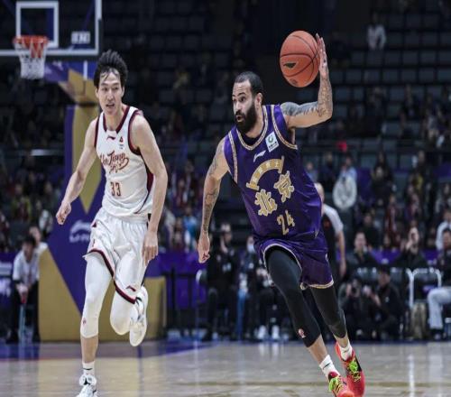 賽場直擊丨三軍用命北控男籃加時逆轉取勝