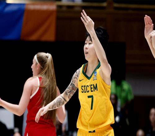 李梦接班人上线！中国女篮21岁1米88