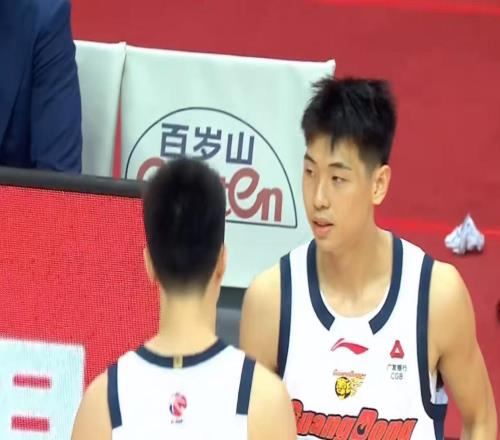 眼馋了!广东最心仪的本土锋线曝光,这可是杜锋的争冠底牌!