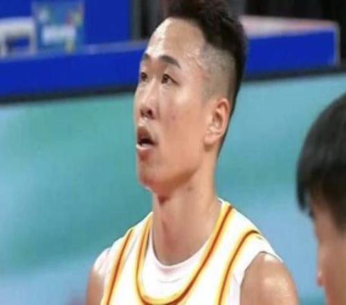 賀希寧31分深圳大勝江蘇豪取五連勝，龐崢麟6失誤不過(guò)如此