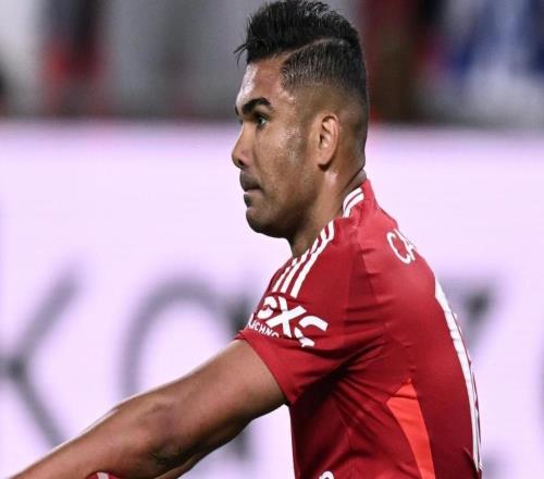 记者:国米有意今夏免签卡塞米罗,并且已经开始进行接触