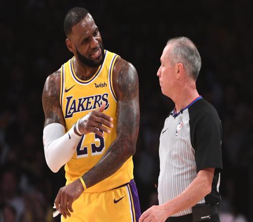 湖人消息：裁判报告出炉，东契奇五项数