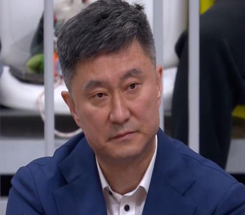 破案！陳家政表現神勇杜鋒卻全程黑臉原因找到，現場球迷說出實情