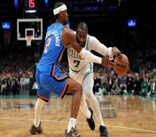 雷霆遭綠軍逆轉(zhuǎn)結(jié)束12連勝：亞歷山大33+8創(chuàng)紀錄布朗31+8+8