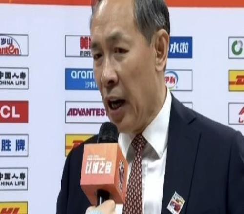 许利民:攻防不冷静导致比分被反超,需在出现错误时坚定意识