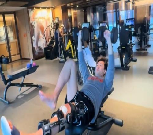 真自律！手术才一周郭艾伦已开始康复训练，为职业生涯再拼一次！