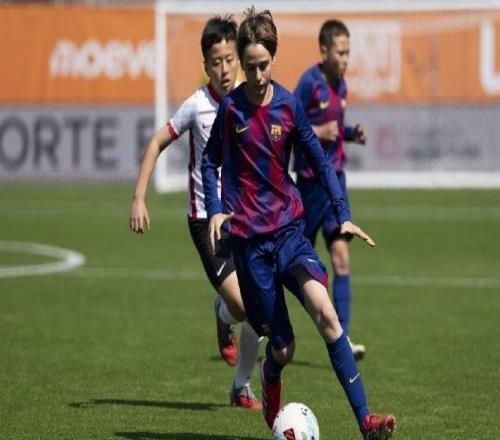 西甲希望之星杯：巴薩50上海海港，皇馬4球大勝維達德