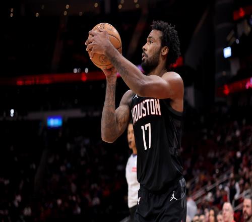 僅得10分！從首發(fā)被貶到替補(bǔ)，拒絕和火箭續(xù)約，你很難拿到1.22億