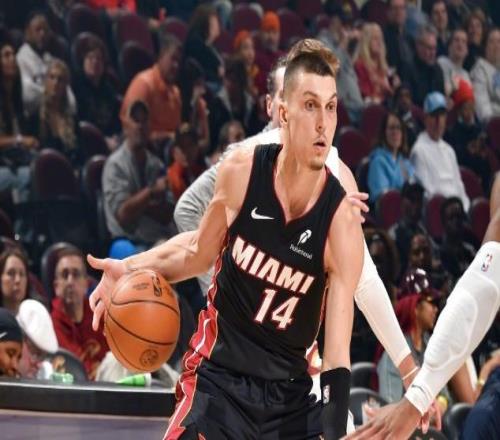 騎士主場再戰(zhàn)熱火！阿倫有望復(fù)出，哈登聯(lián)手米切爾劍指復(fù)仇