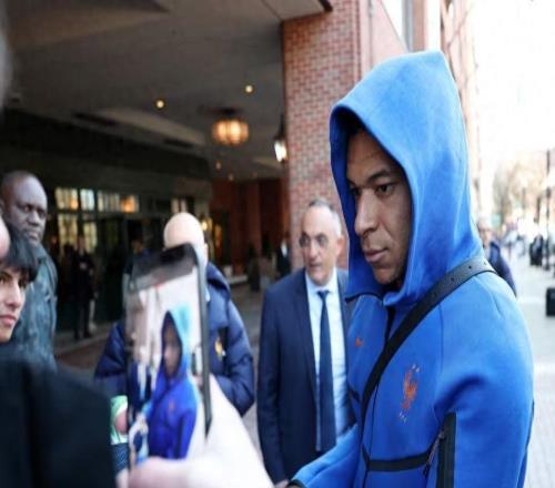 辟謠！姆巴佩：關于皇馬隊醫查錯了我的腿的傳言是假的