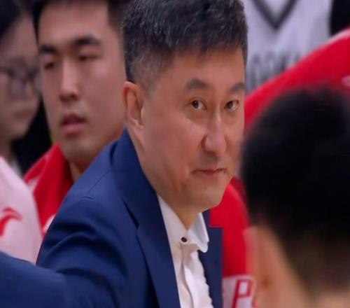 CBA焦點戰！廣東vs北京，賽前帶來廣東隊徐杰、崔永熙、杜峰以及北京隊趙睿、周琦最新消息