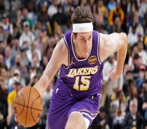 狀態不錯但也確實有些疲勞，湖人應該適當減少后場大將的出場時間