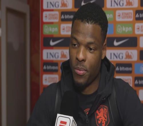 鄧弗里斯：我和庫普梅納斯配合得很好，他是左腳將總喜歡內(nèi)切