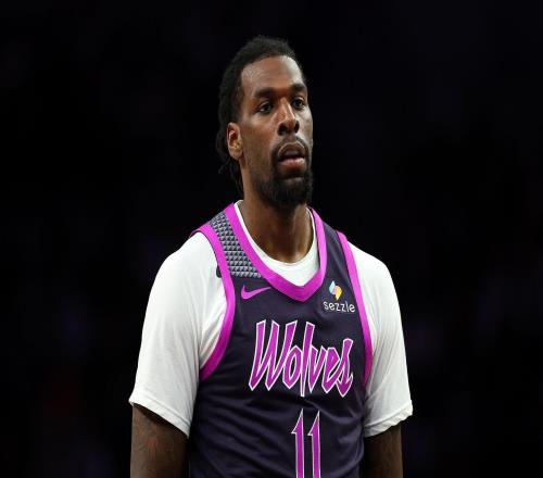 NBA官方：森林狼前鋒里德質(zhì)疑裁判的公正性，罰款5萬美元