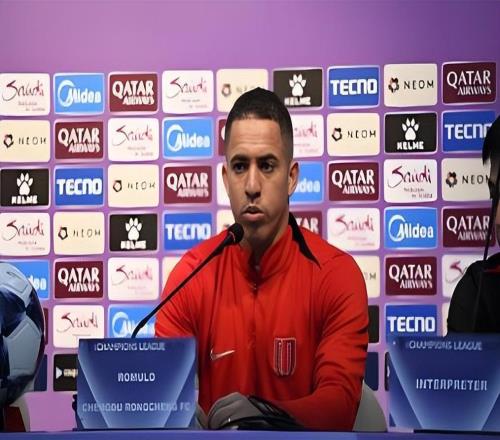 意外！球迷原以為王獻均能挑起津門虎中衛(wèi)大梁，結果卻讓他們失望