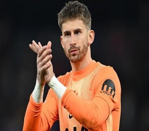 門將教練：維卡里奧數月強忍病痛出場，由衷敬佩他的付出