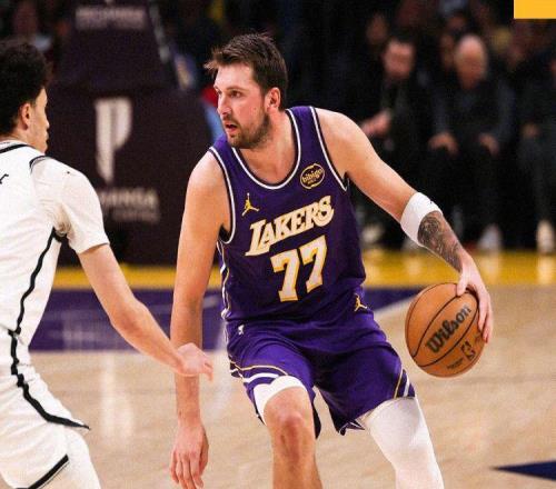 勝籃網(wǎng)取2連勝！湖人欲打造第2個(gè)斯瑪特，詹姆斯留隊(duì)已無懸念