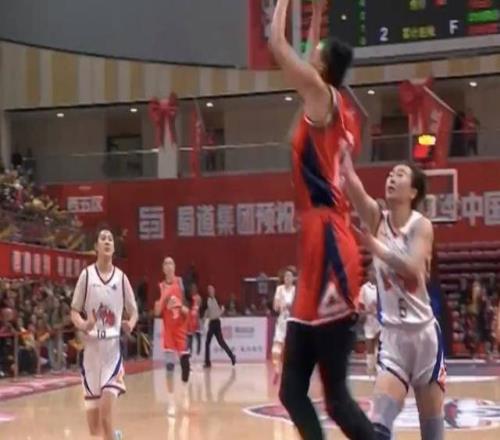 強力外援駕到四川女籃輕取WCBA季后賽首勝