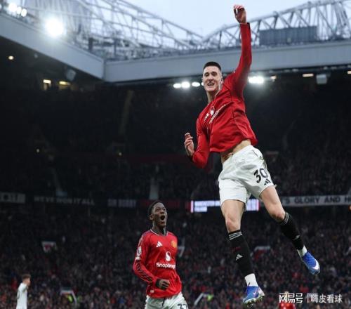 官宣!整个四月份,曼联比赛都在深夜,直到挑战利物浦