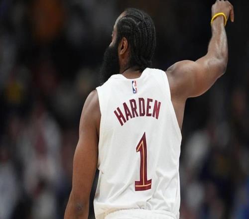 登場20戰(zhàn)15勝!哈登29分鐘17+14早早打卡前隊友:歷史最佳之一