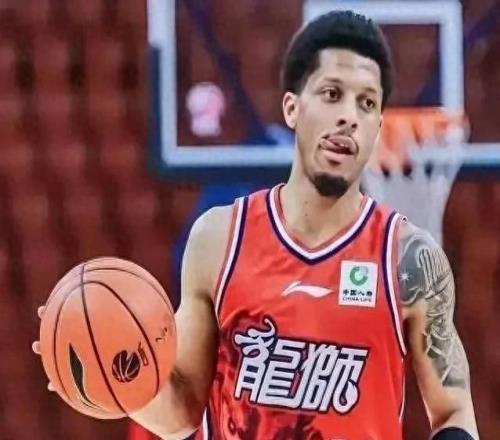 CBA常規(guī)賽!廣州對陣遼寧,威金頓率隊,趙繼偉低迷能否反彈