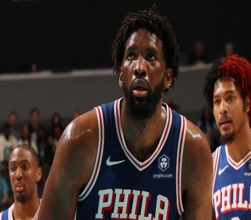 76人三巨头合体轰81分:终结超级黑马5连胜恩比德29分引3人20+