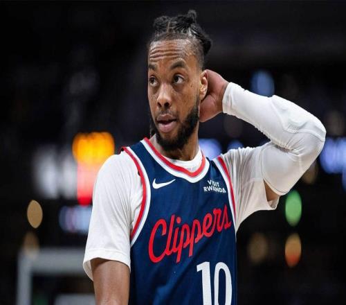 快船隊倫納德打步行者隊時投中制勝球后,坦言曾考慮將球傳給加蘭