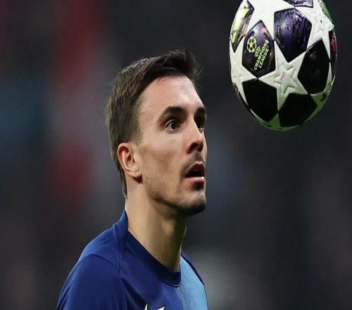 圖片報:帕利尼亞、薩拉戈薩買斷存變數(shù),賽季結(jié)束或回歸拜仁