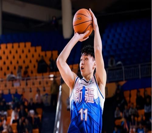 9487!終結(jié)4連敗!阿不都16+8+6全能救主,新疆頂住反撲復(fù)仇同曦