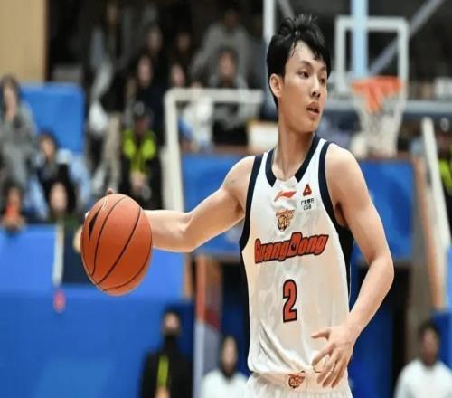 勝四川發(fā)布會！杜鋒直指執(zhí)行專注提升，徐杰親承狀態(tài)慢慢往上走！