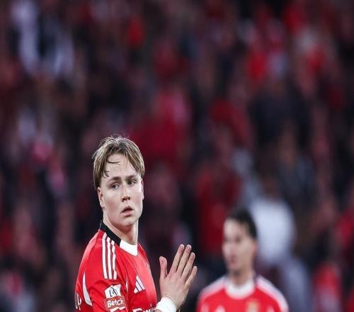 每体巴萨正评估拉师傅未来,同时也在关注谢尔德鲁普等球员