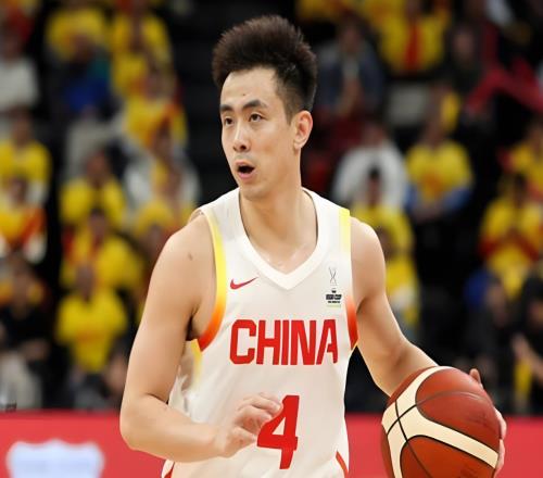 退步好大！2戰21中2球迷：男籃主力后衛，這水平