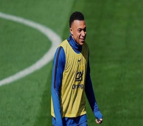 皇馬拿顯微鏡跨洋盯姆巴佩,法哥大戰今晚開火,卡馬文加迎生死戰