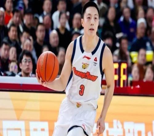 直接起飛，廣東隊狂勝四川，杜鋒收重大喜訊，終于不用下課