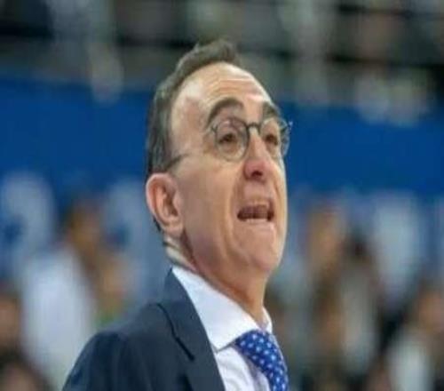 玩兒呢遼籃慘敗弱旅,4大主力22投4中,球迷:太丟人,一盤散沙