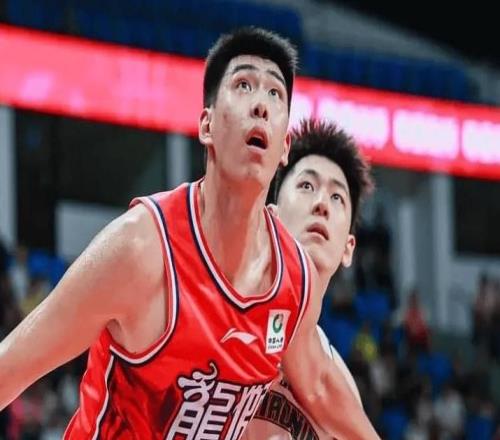 牛逼!10中9砍20分9板,正負值+29,網友喊話一人:你看見了嗎