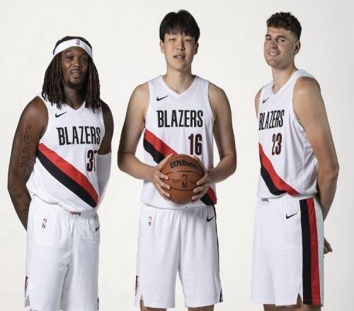 楊瀚森17+9+3,率隊(duì)鎖定季后賽!創(chuàng)25年紀(jì)錄,首輪對手+時間確定