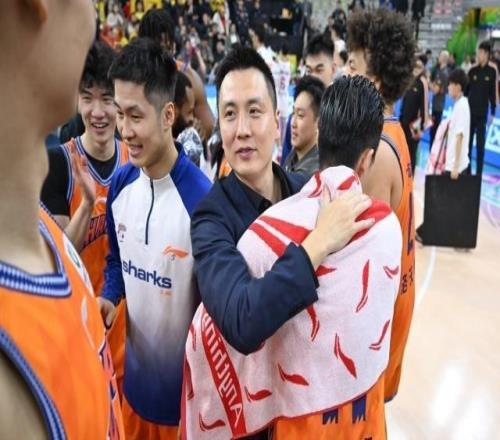 【觀察】時(shí)隔24年，上海又將“鯊”回巔峰