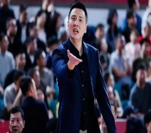 勝山西發(fā)布會(huì)！盧偉贊2功臣與角色球員發(fā)揮，古德溫點(diǎn)出團(tuán)隊(duì)籃球