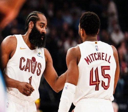 哈登13+14神迹超詹姆斯!骑士力克爵士米切尔34分莫布利34+17