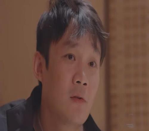 原來,宮魯鳴踹了丁彥雨航一腳