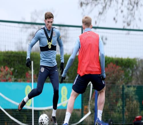 曼晚：安德森可以開始看柴郡的房子了，就看是去曼城還是曼聯(lián)